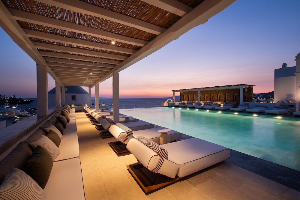 Porto Mykonos Hotel 41/69
