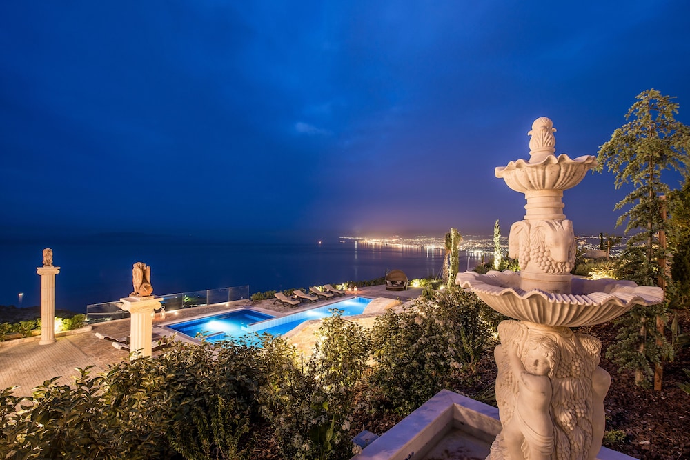 Bella Mare Villa 16/27