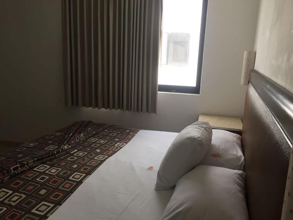 Maria Jose Hotel 13/41