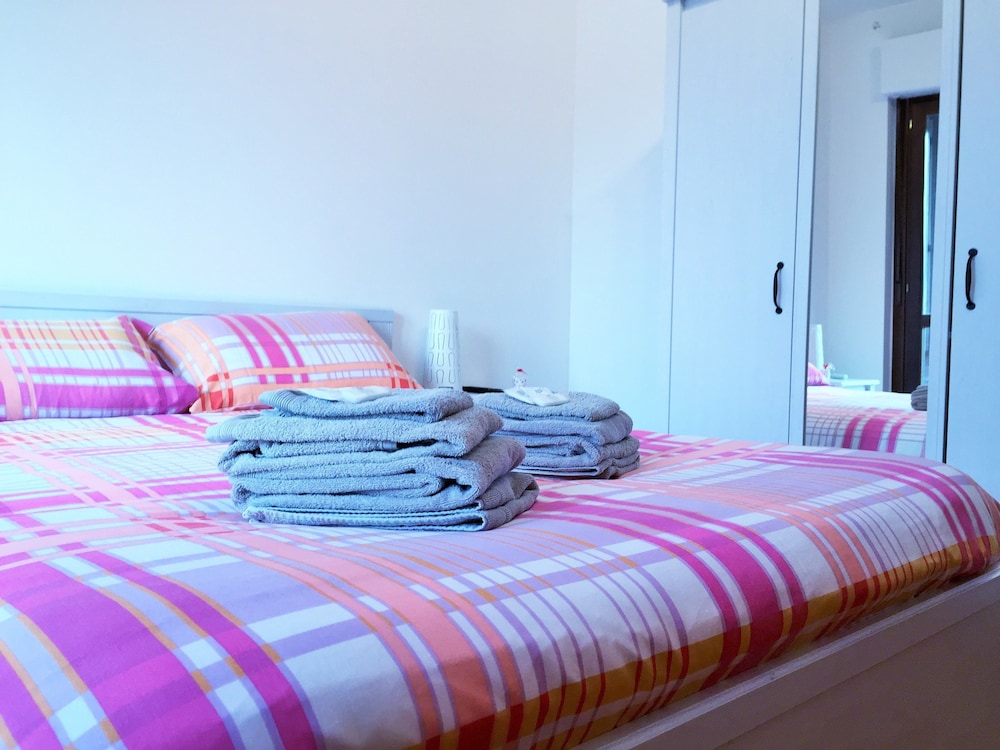 Domus Al Parco Guest House 8/47