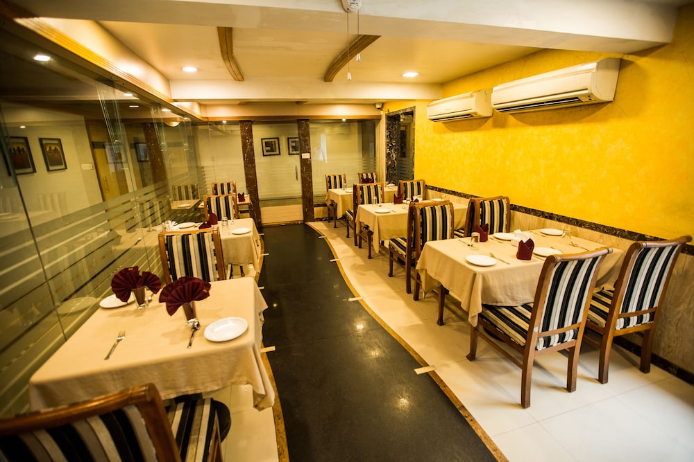 Hotel Ashwin 25/35