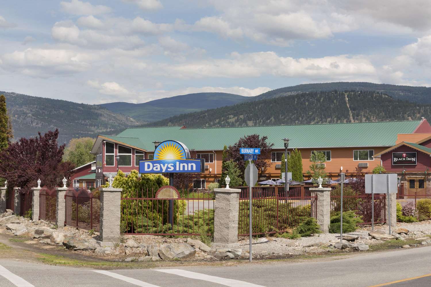 Days Inn by Wyndham Penticton Conference Centre 37/40