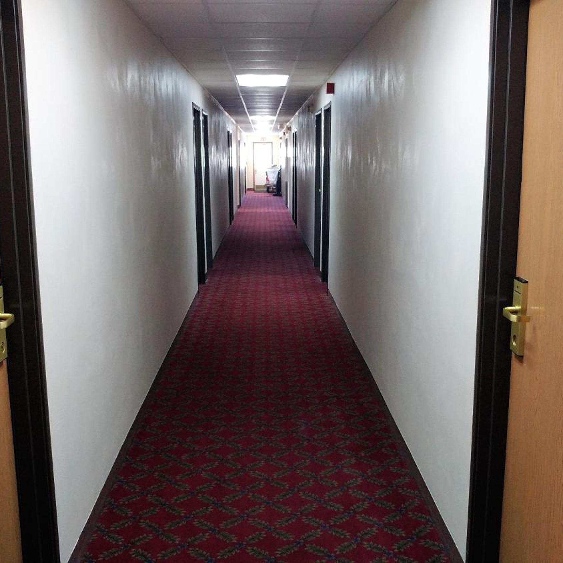 Red Carpet Inn 27/48