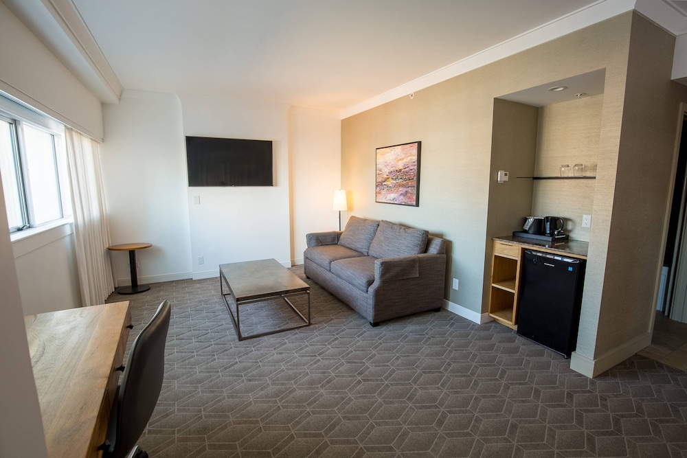 Delta Hotels by Marriott Kamloops 32/47