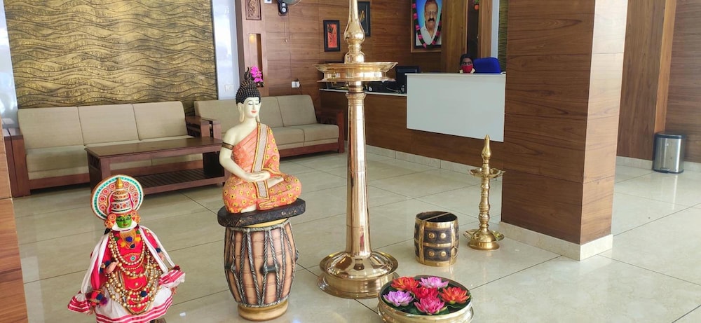 Hotel Brahmaputhra 12/33