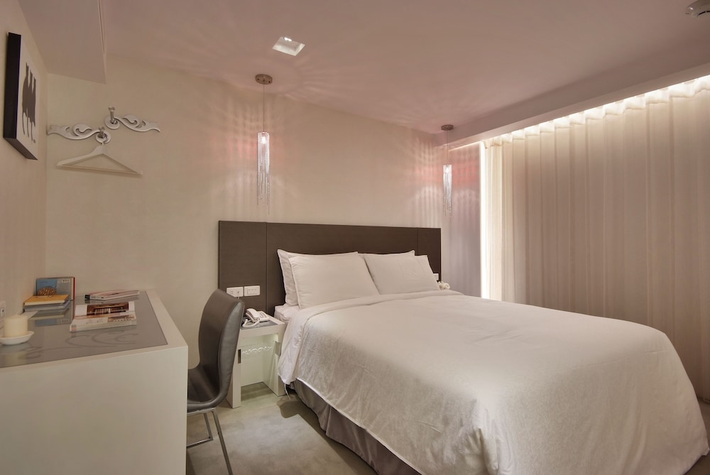 Forward Hotel Nangang 15/70