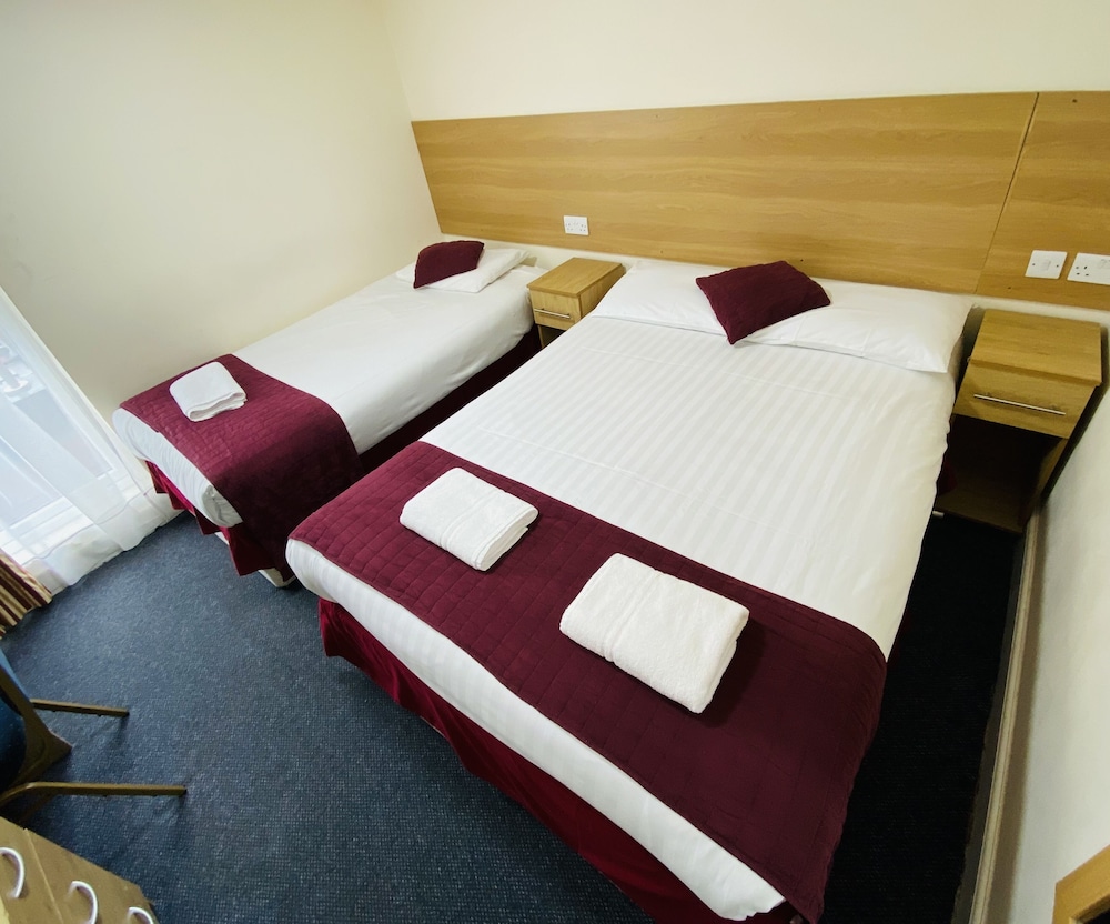 Premierlux Serviced Apartments 23/62