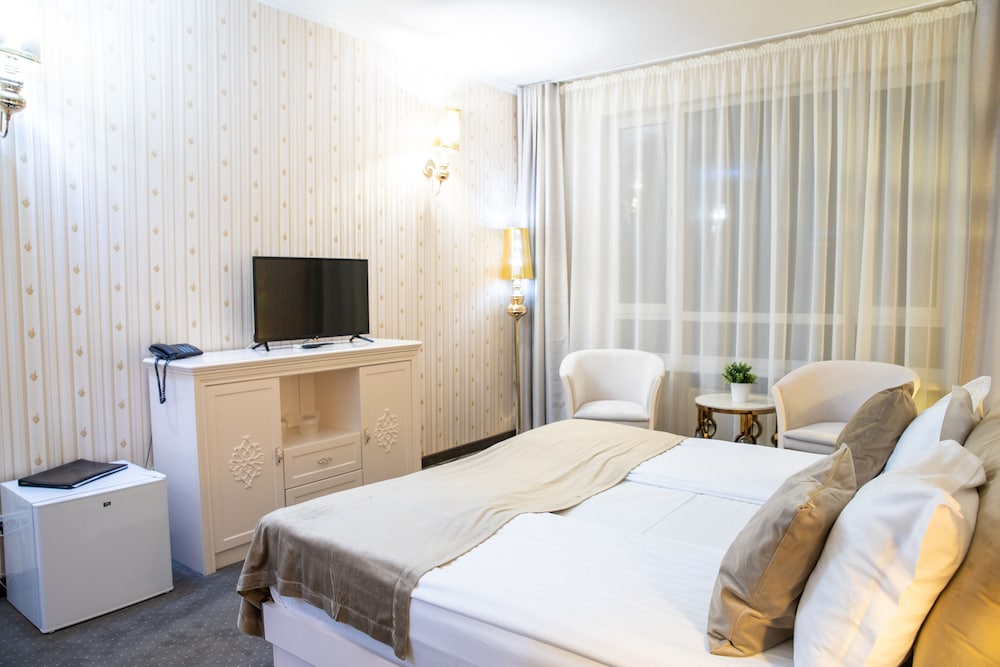 Hotel Carpathia 8/68