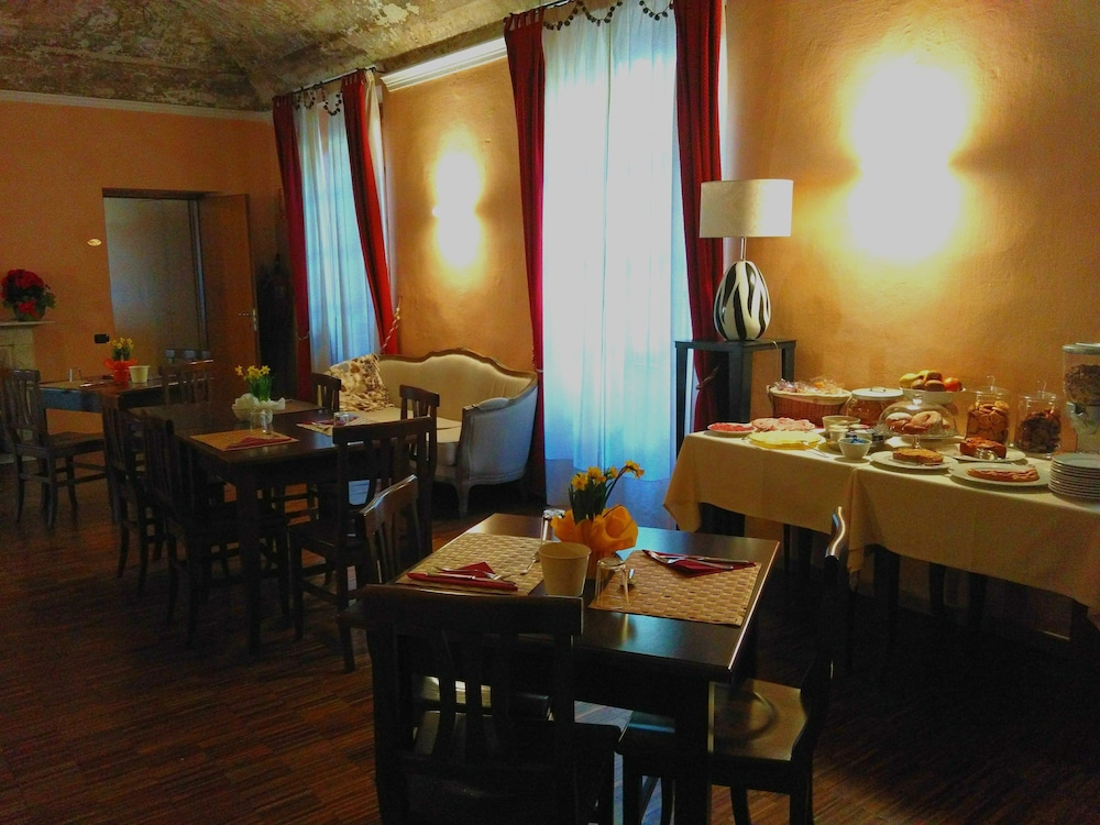 Albergo San Lorenzo 49/66