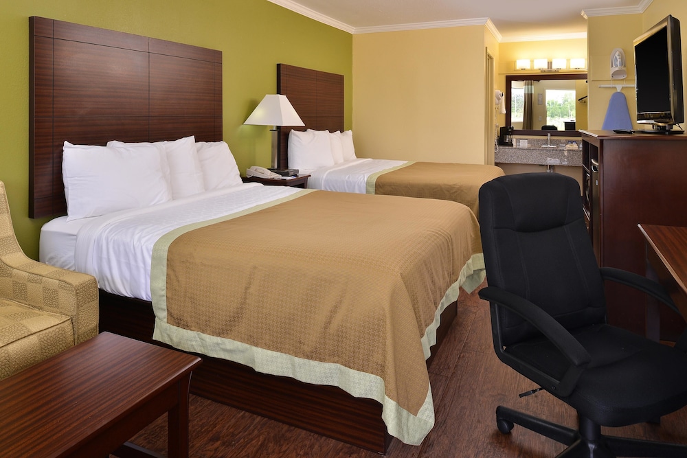 Americas Best Value Inn Suites Winona 15/28