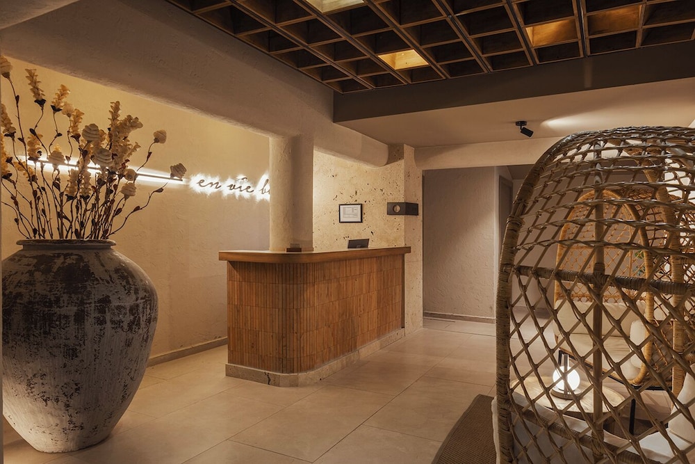 Sun Hotel By En Vie Beach - Adults Only 7/50