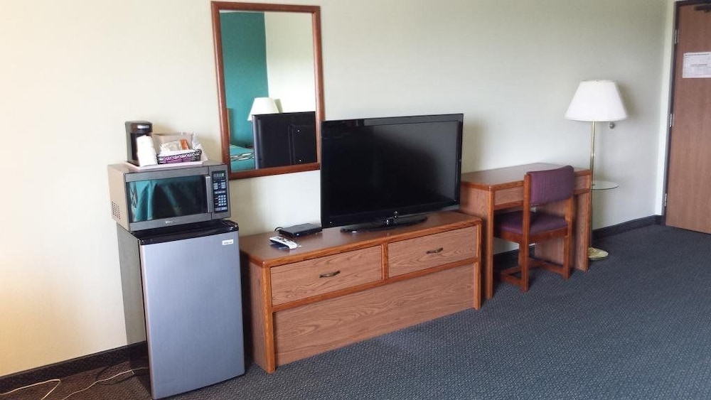 Spark by Hilton Carlisle South 21/22