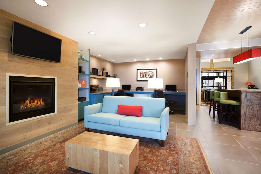Country Inn & Suites by Radisson, Enid, OK 2/18