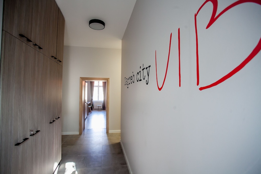 Zagreb City Vibe Apartments & Rooms 32/41