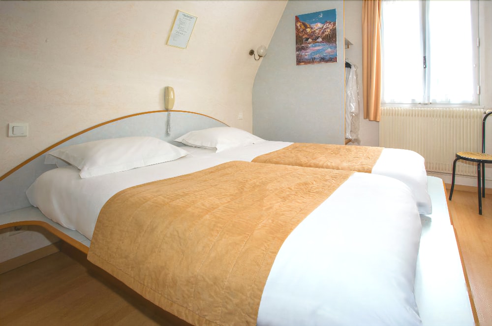 Hotel de Rosny 12/49