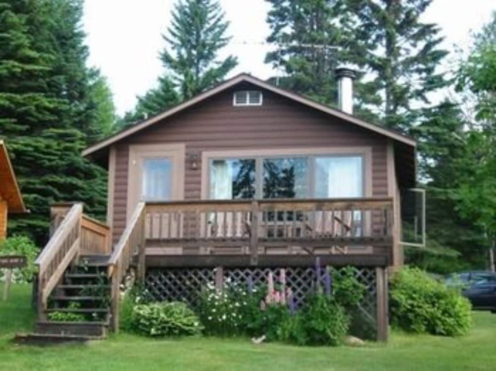 Cascade Lodge 4/50