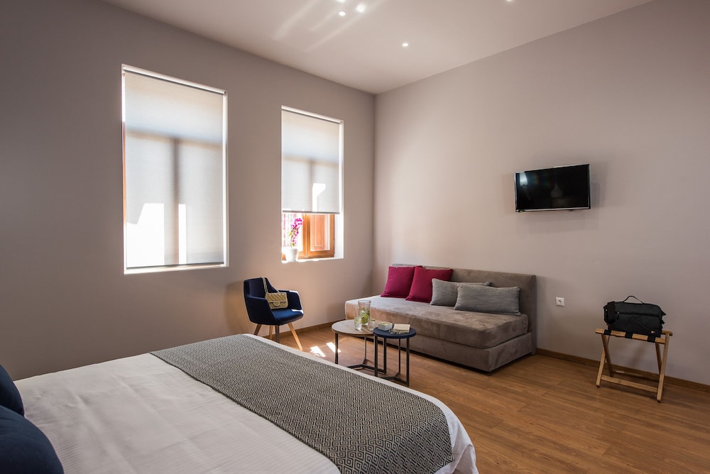 Bluebell Luxury Suites 20/42