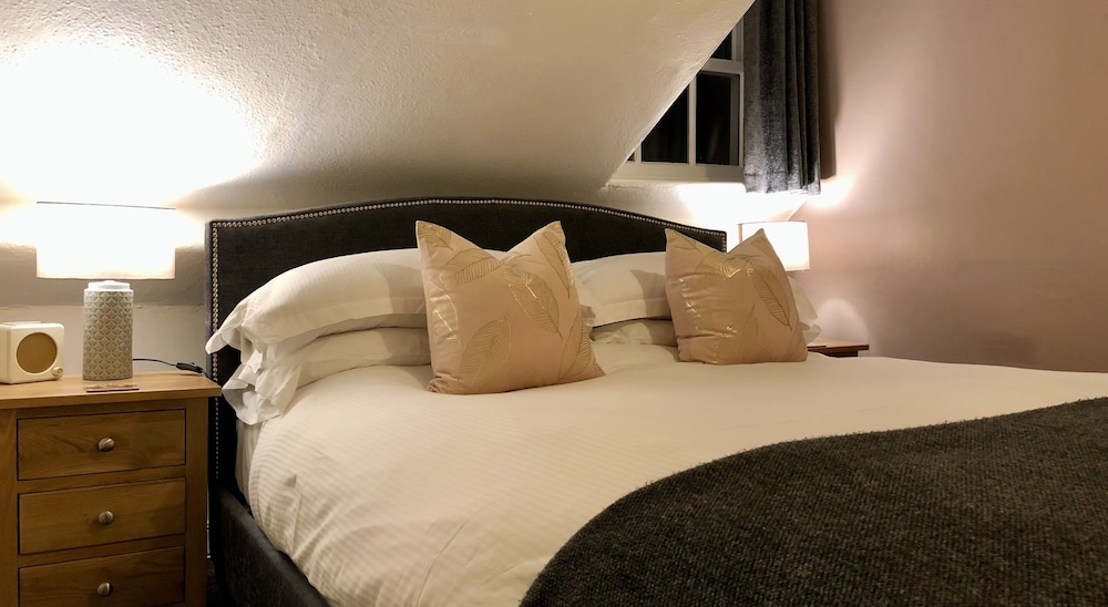 Westwood Guest House 24/50
