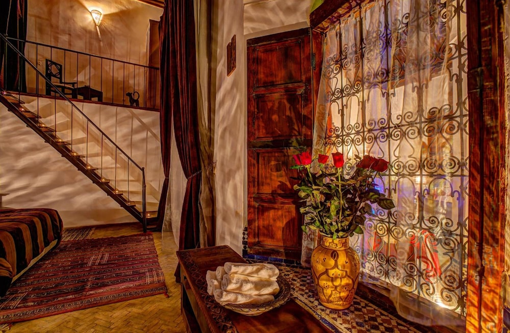 Riad Almaz 6/31