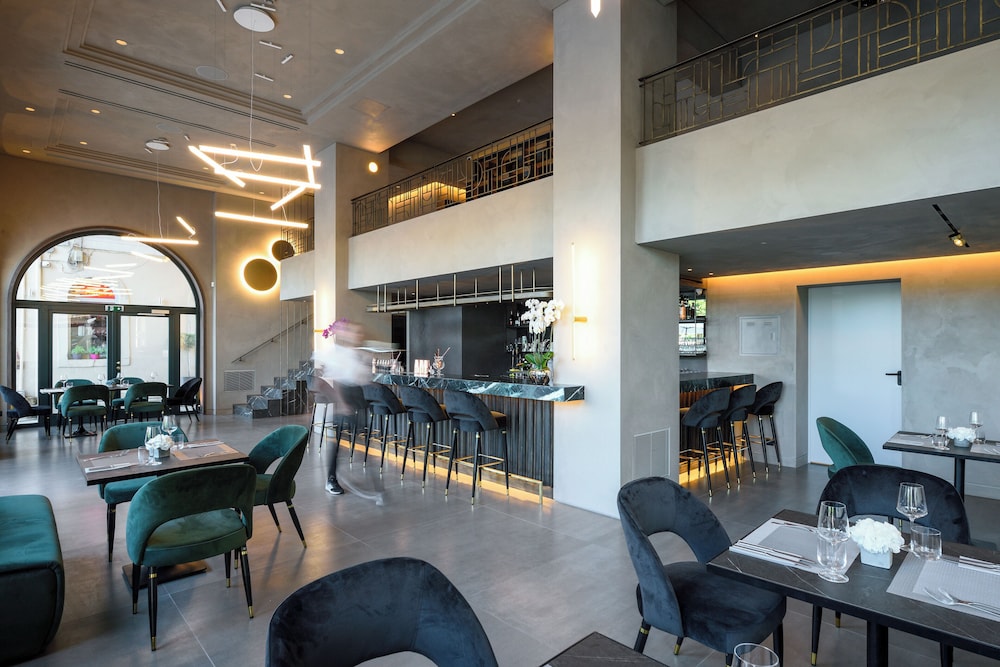 Arcadion Hotel 22/28
