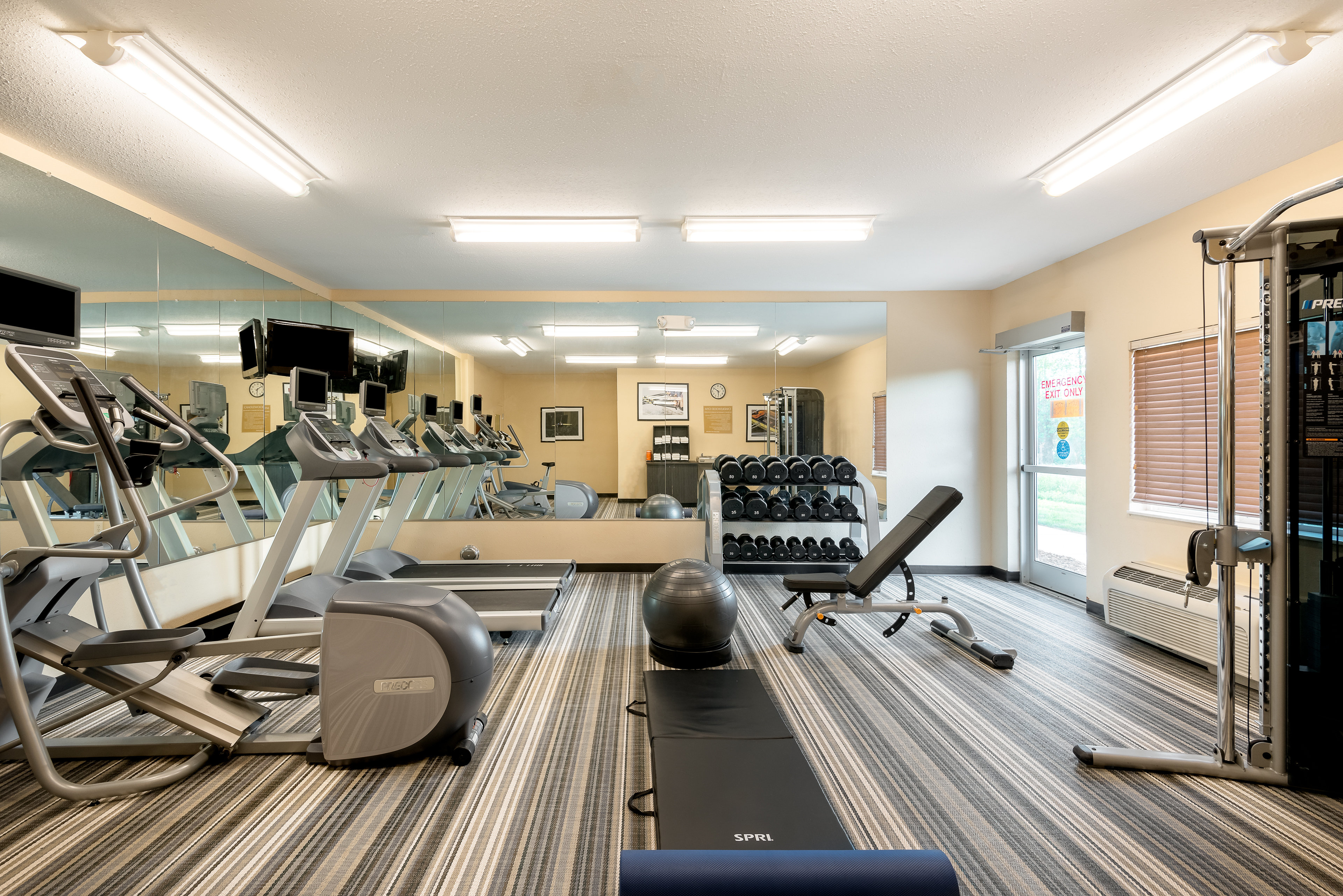 Candlewood Suites Rocky Mount 28/49