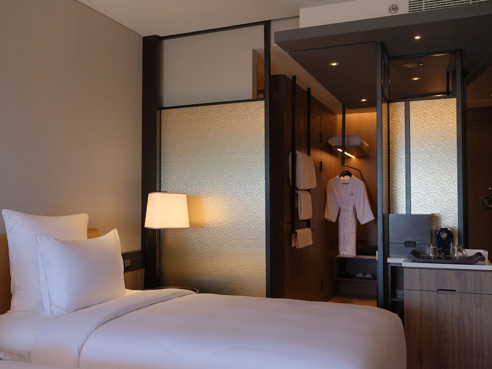 Pullman Bandung Grand Central 16/75
