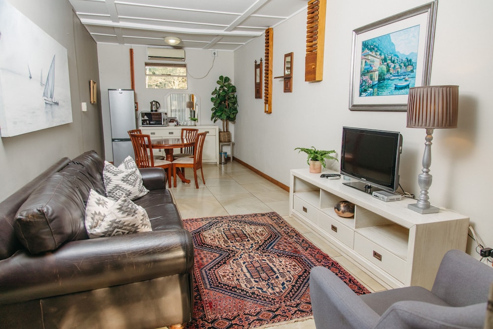 Biweda Nguni B&B 22/36