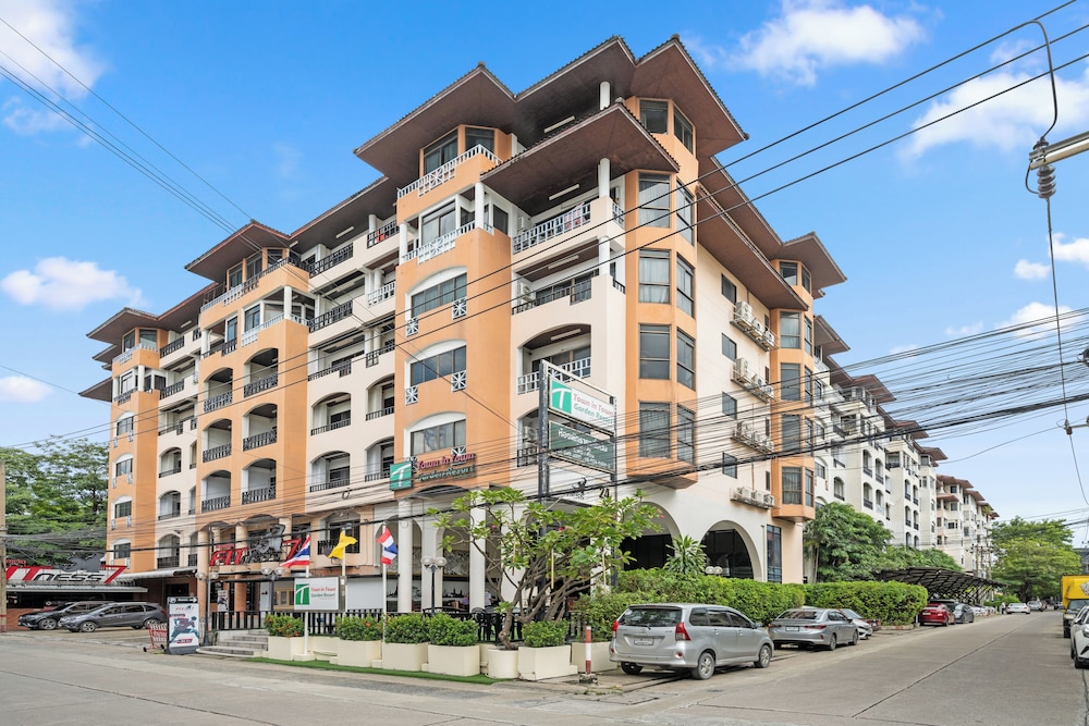 Town In Town Garden Resort 56/65