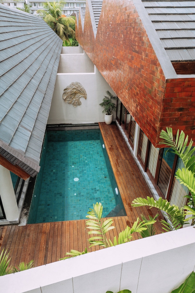 Unagi Mas Villas by Emana in Mas