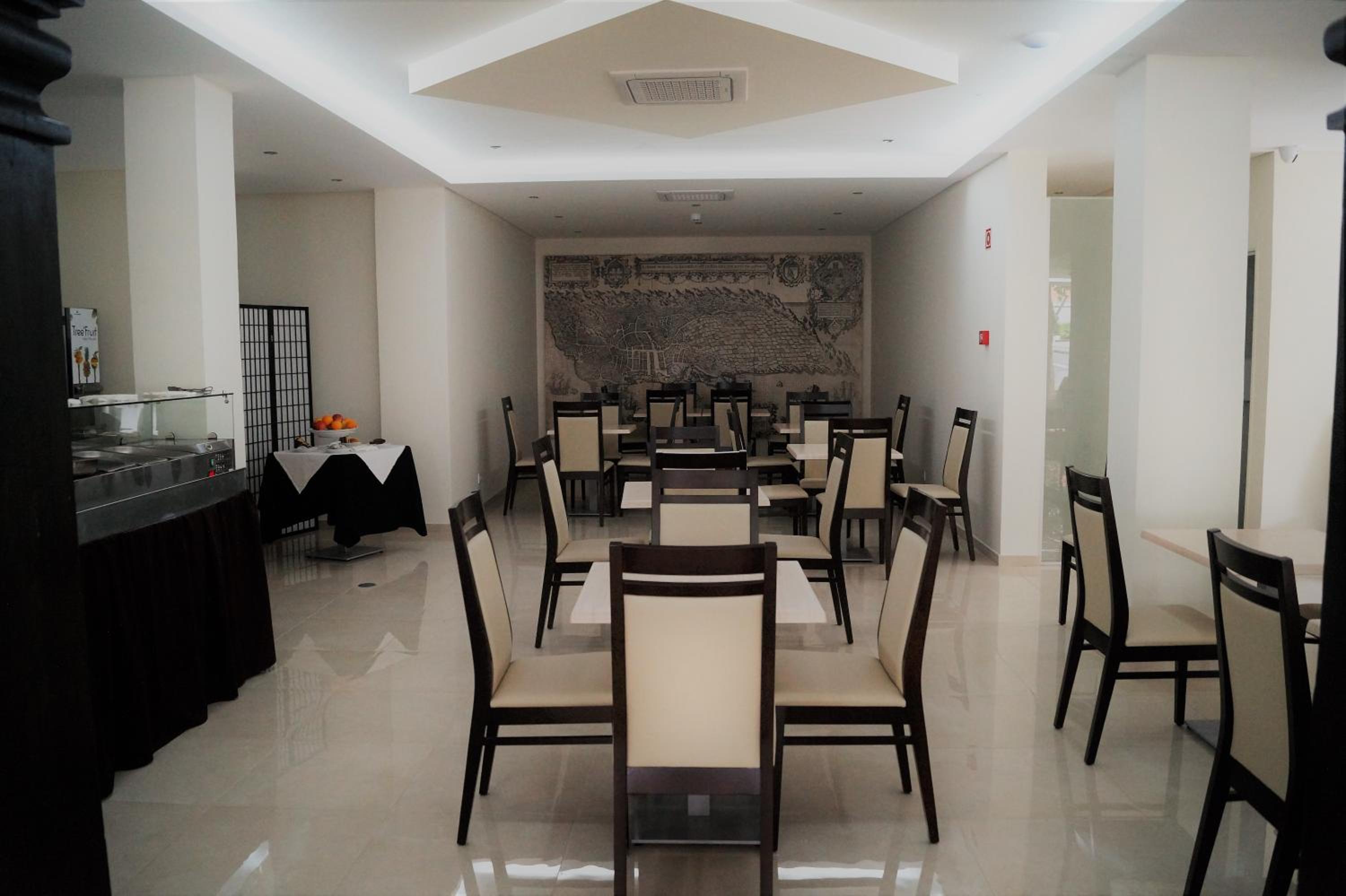 Angra Central Hotel 31/40