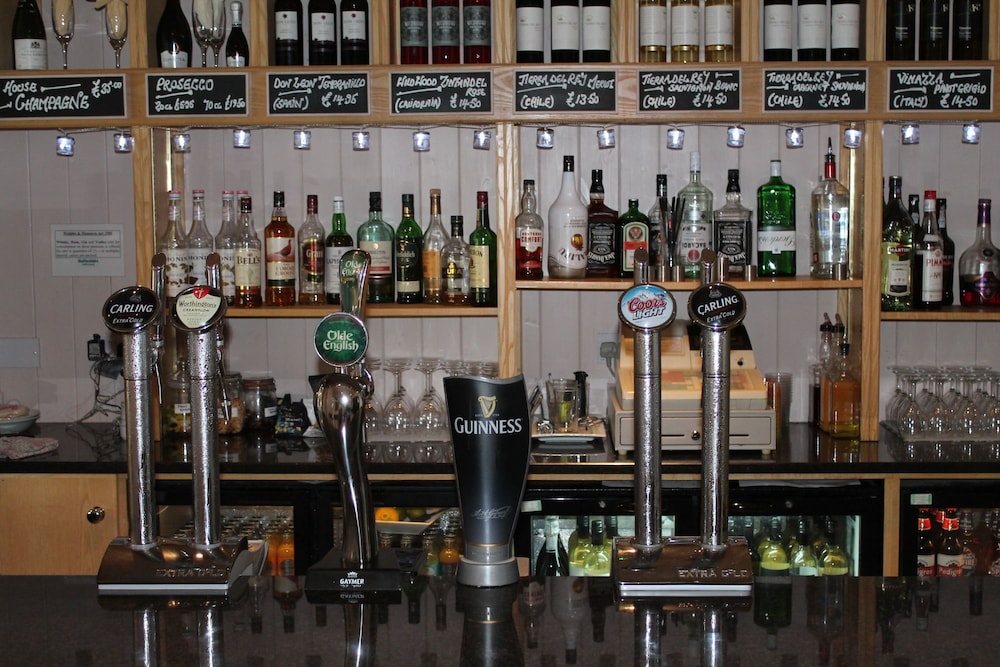 Oak Farm Hotel 33/40