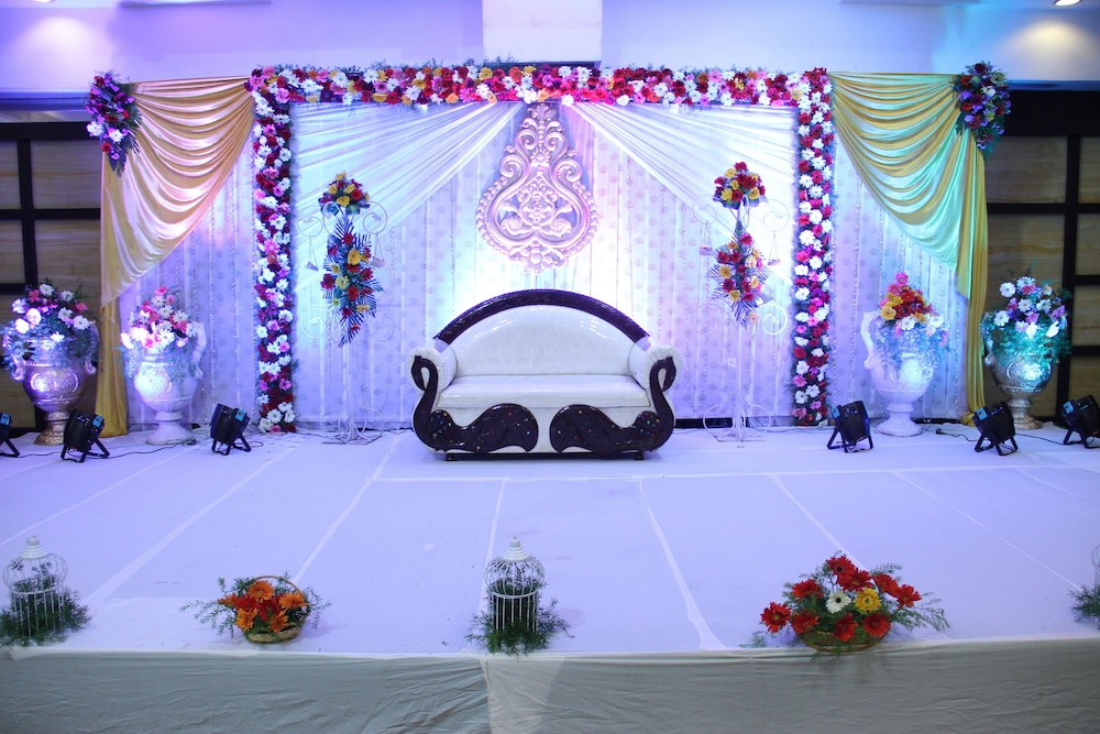 Fortune Murali Park 8/50