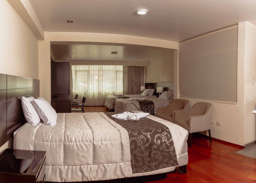 Group House Apart Hotel 12/50