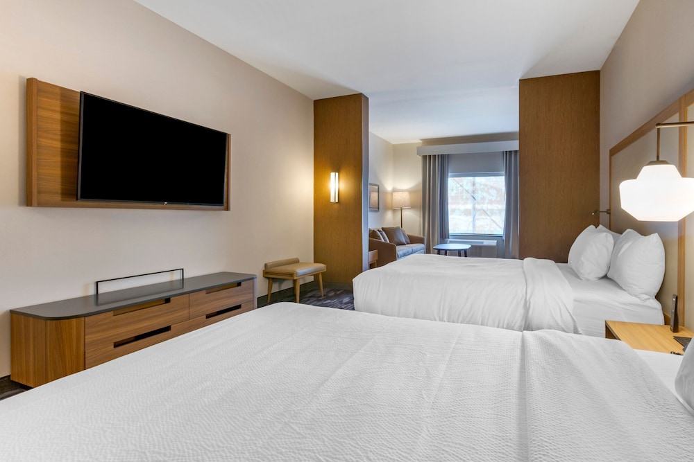 Fairfield by Marriott Inn & Suites Sandusky 12/49
