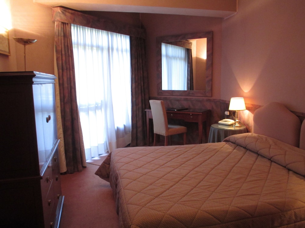 Mini Palace Hotel 19/64