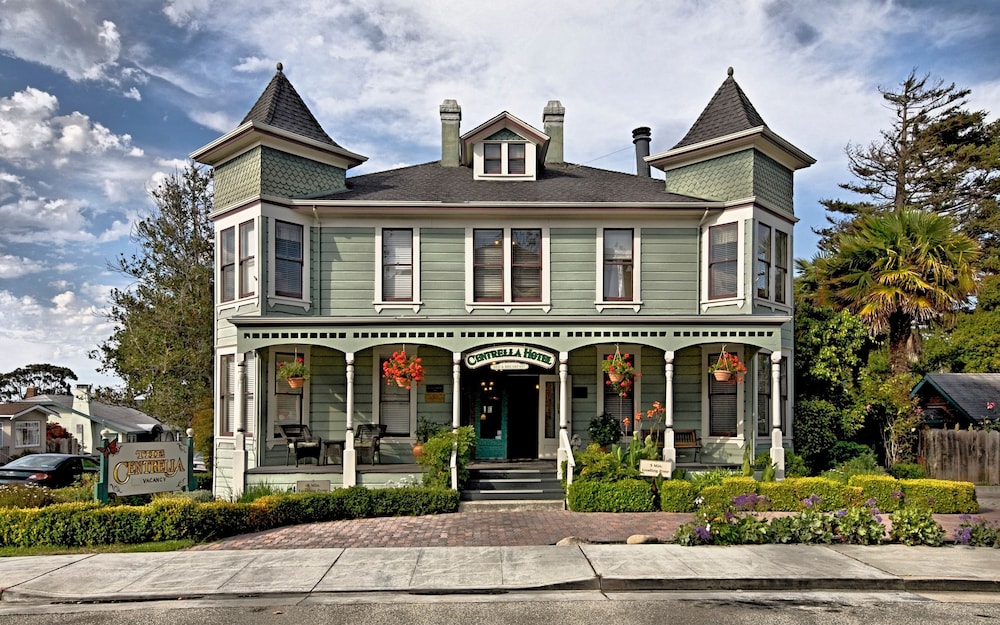Centrella Inn 1/67