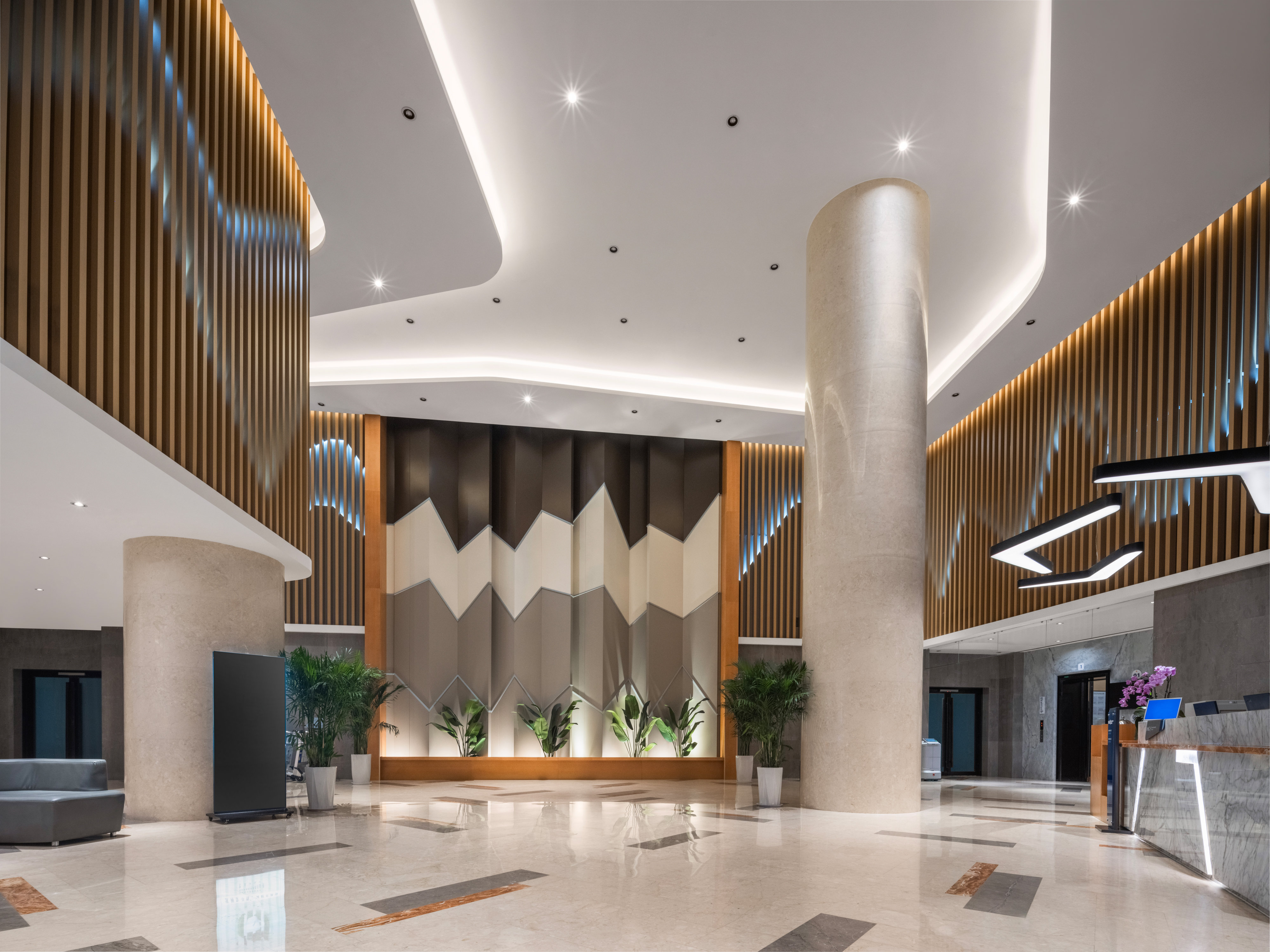 Holiday Inn Express Zhengzhou Zhengdong 17/73