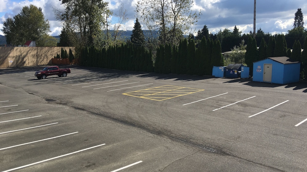 Fairground Inn Monroe WA 39/50