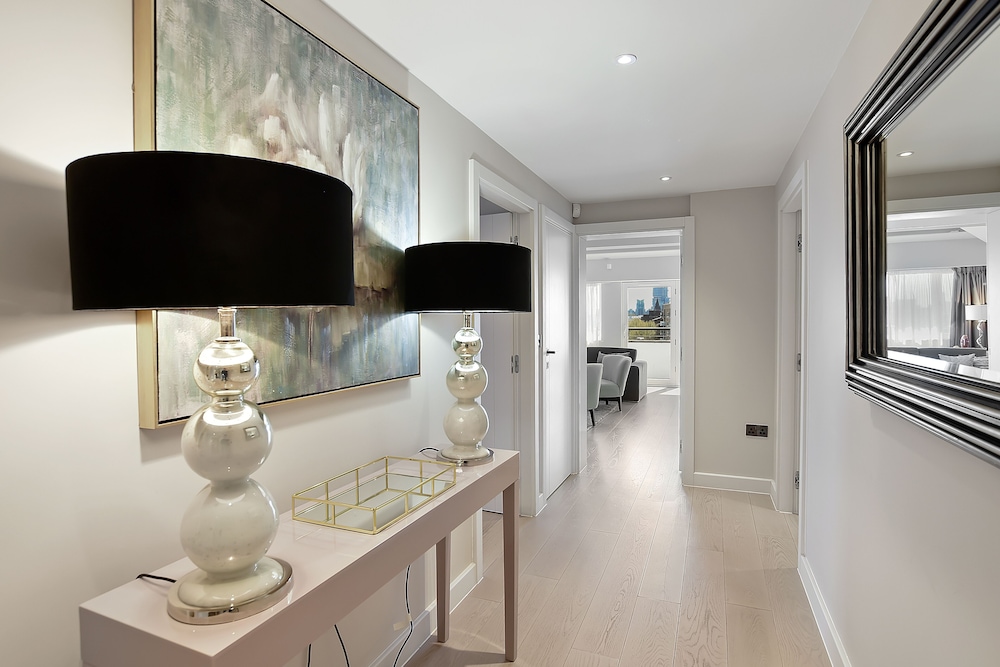 Vauxhall Bridge Road by Aeria Apartments 49/63