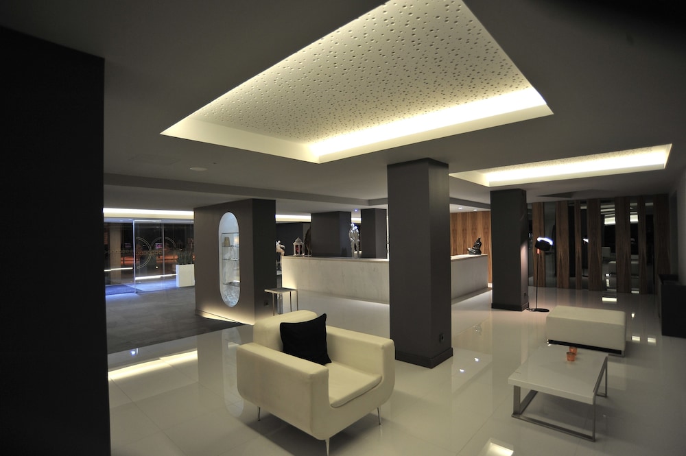 Axis Ofir Beach Resort 5/49