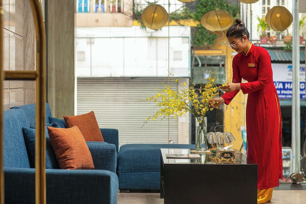 Golden Sun Moment Hotel 14/19