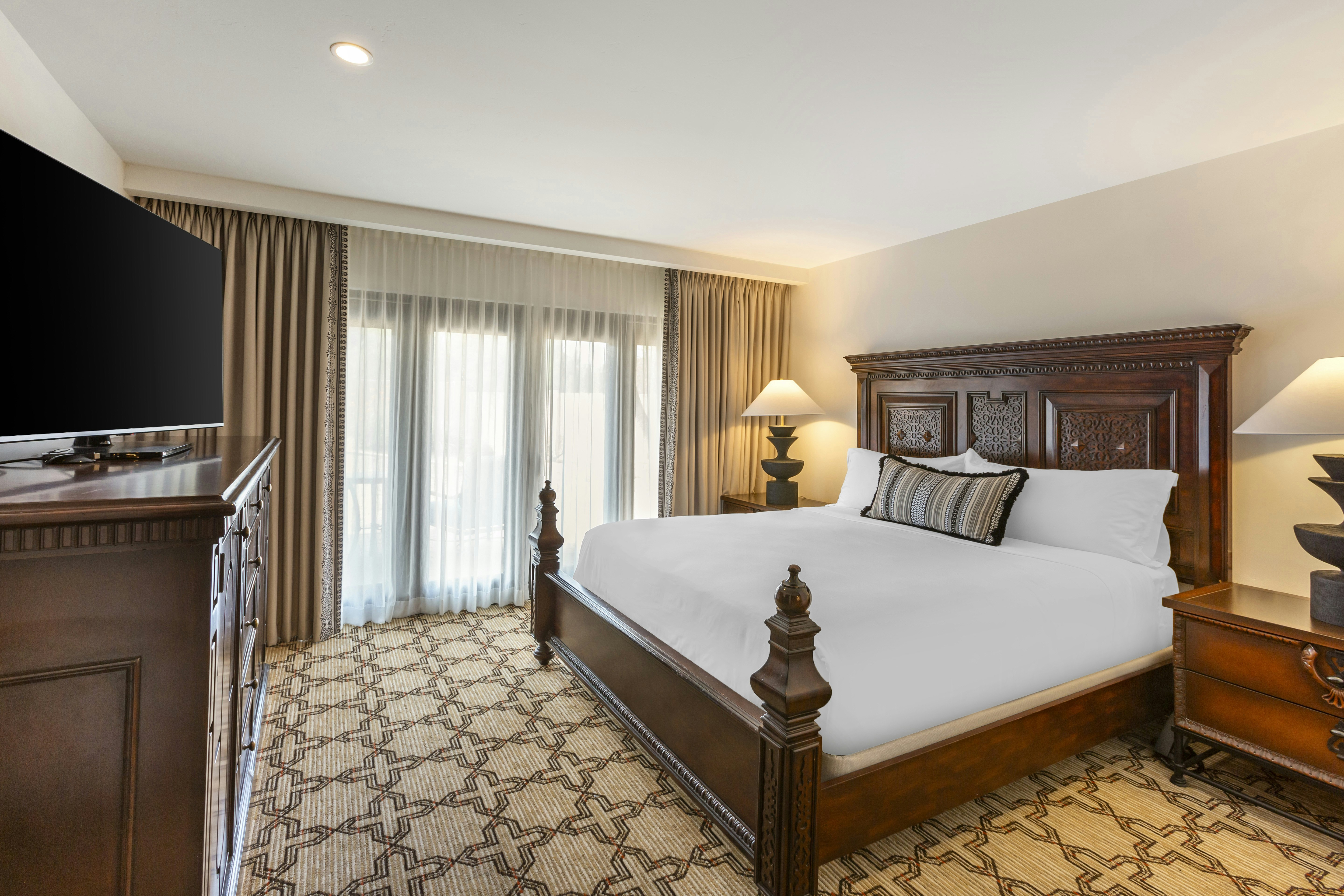 Resort, Suite, King Bed