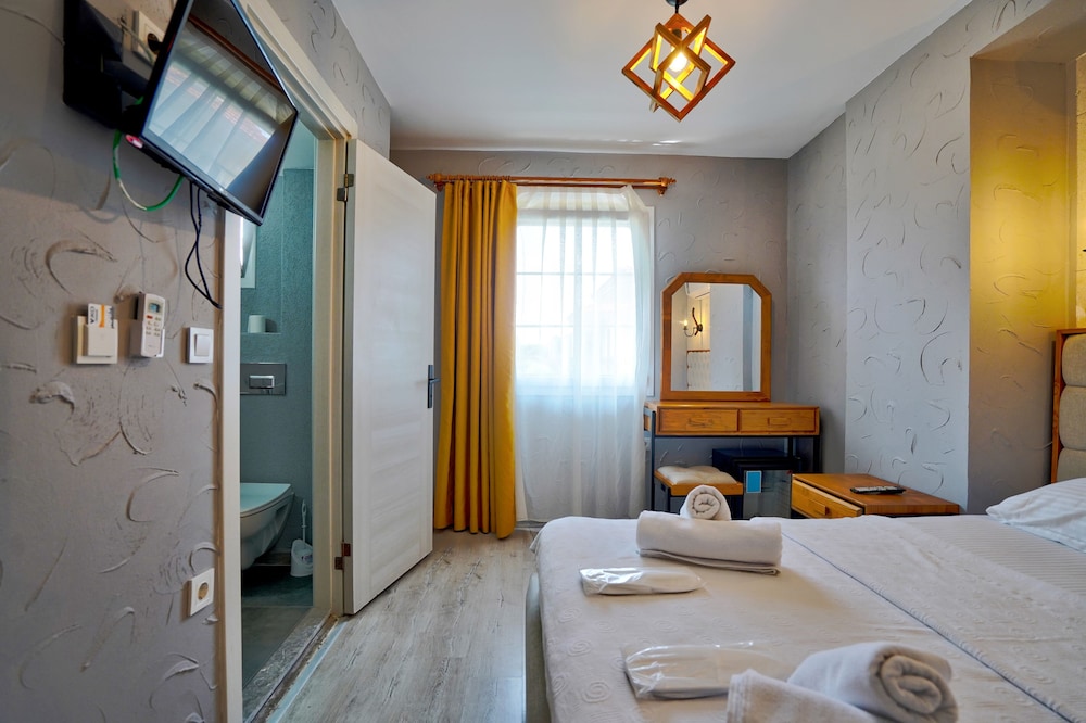 La Mira Suites 22/57