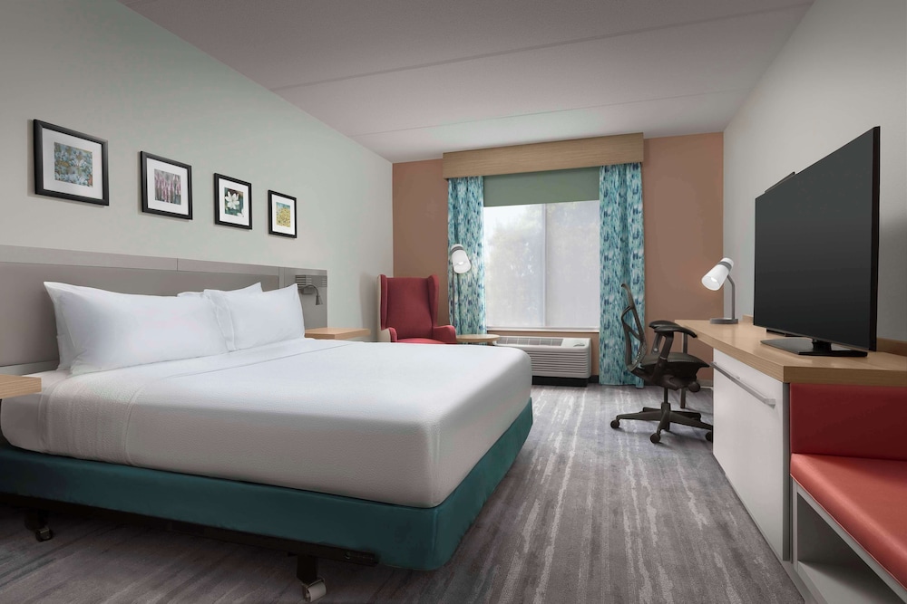 ROOM, KING BED