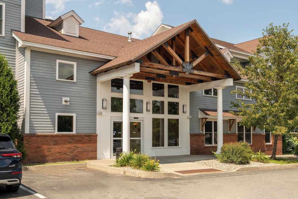 White River Inn and Suites 4/63