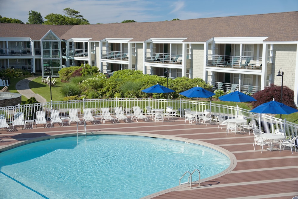 Hyannis Harbor Hotel 1/33