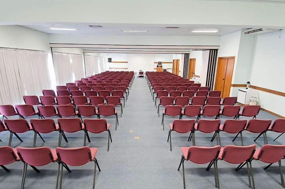 Carlton Plaza Hotel Limeira 36/50