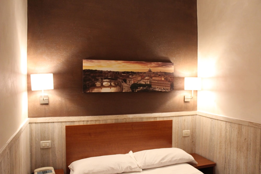 Pyramid Hotel 21/71