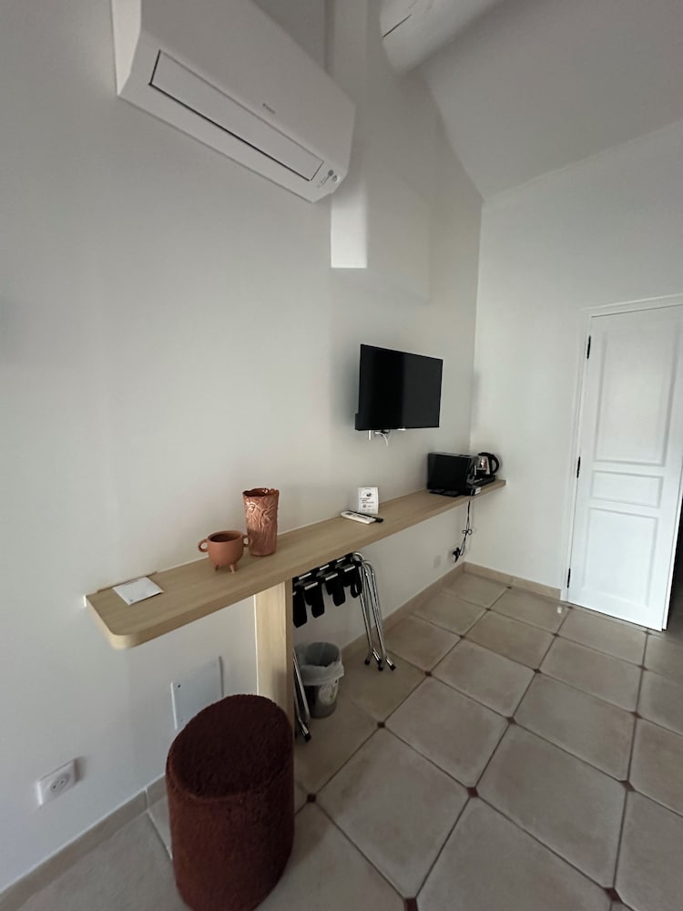 Mas des Romarins, The Originals Relais 40/41