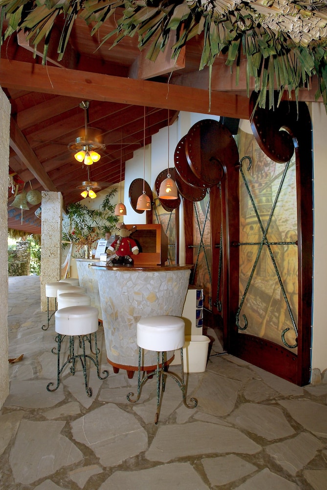 Hotel El Magnifico 58/69